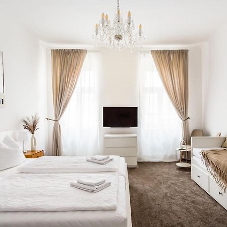 Apartma Zeyer 1887 كارلوفي فاري المظهر الخارجي الصورة